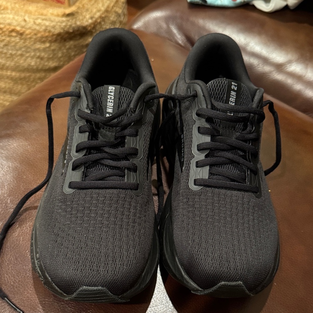 Women’s Black Glycerin 21 size 9
